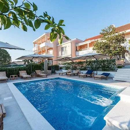 Villa Zdenka Pakoštane Exterior foto