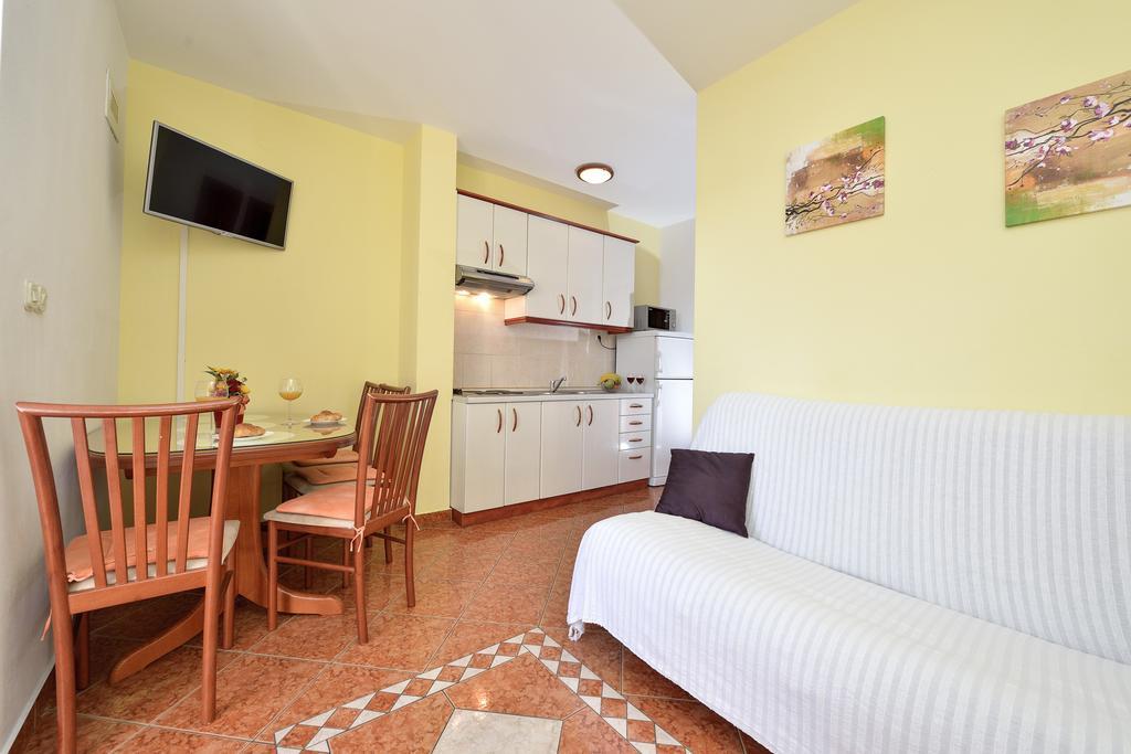 Zdenka Apartment